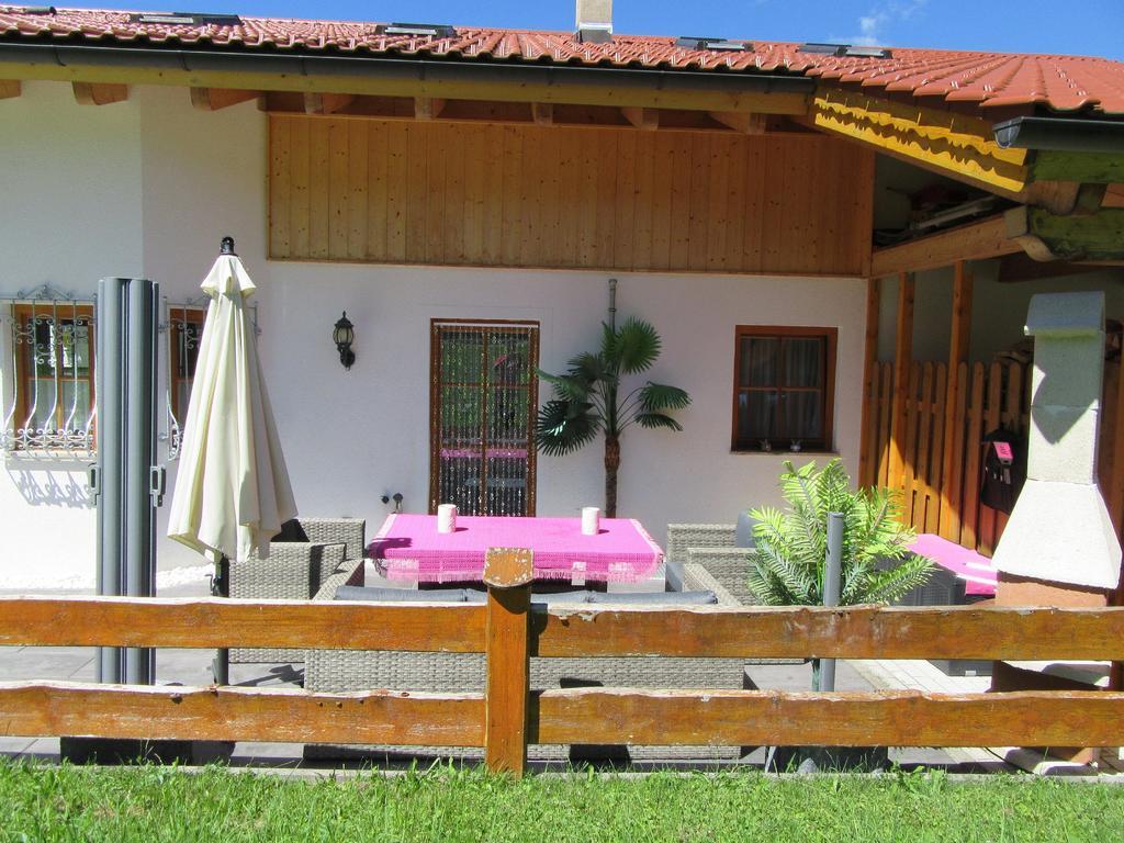Alpen-Chalet Ehrwald Extérieur photo